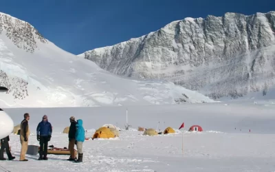 Expedición al monte Vinson (4.892 metros)