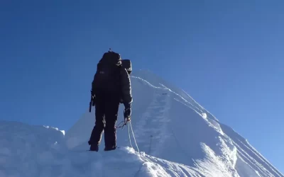 Ascensión al Island Peak (6.189 metros)