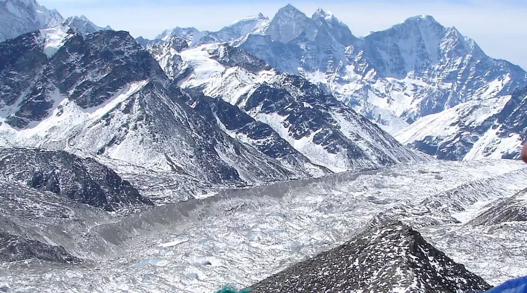 Trekking al Campo base del Everest y lagos de Gokio