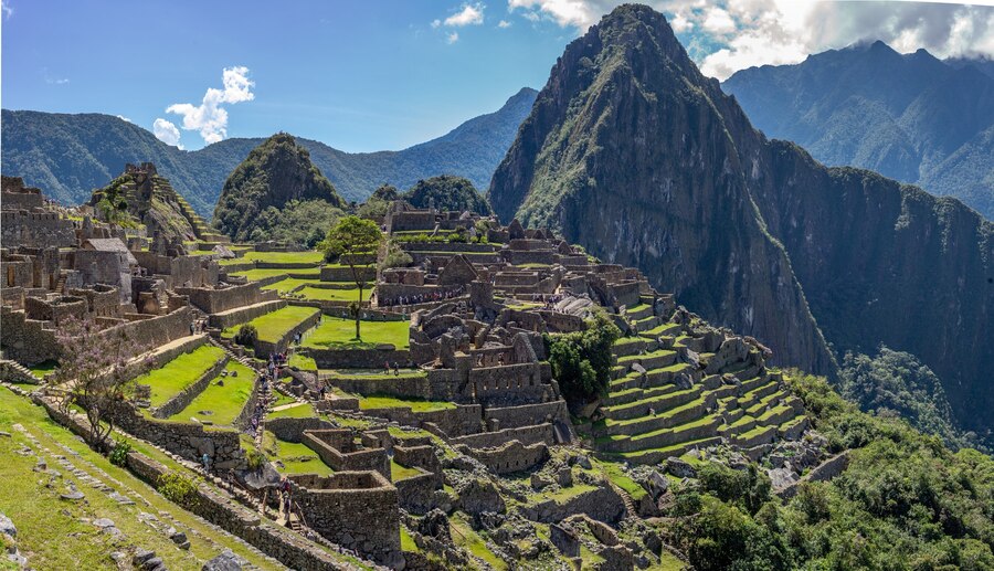 La ciudad de Machu Picchu en la cordillera andina de Perú